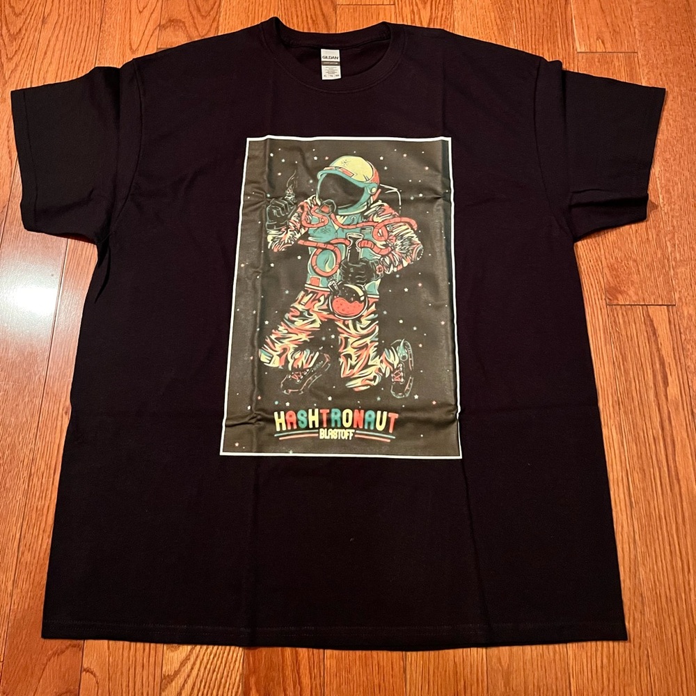 Hashstronaut T shirt XL. Brand new Never worn.